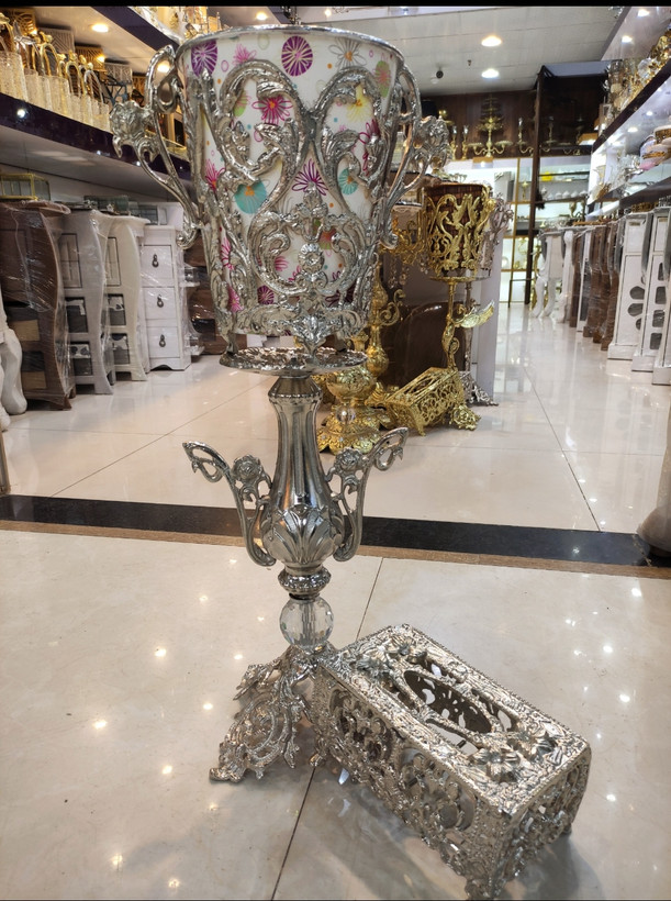 سطل و جا دستمالی کنار سالنی ستون دار دسته دار آلیاژی ( موجود در 2 رنگ طلایی و نقره )