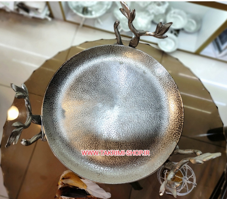 ظرف کاپ کیک یا شیرینی خوری 3 سه پایه گرد گلبرگ آلومینیوم خالص ( طلایی و نقره ای ) ( تکریمی شاپ )