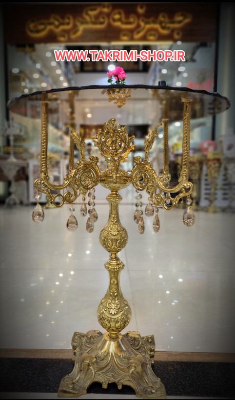 استند میز خاطره کنار سالنی کنارسالنی لوستری بزرگ