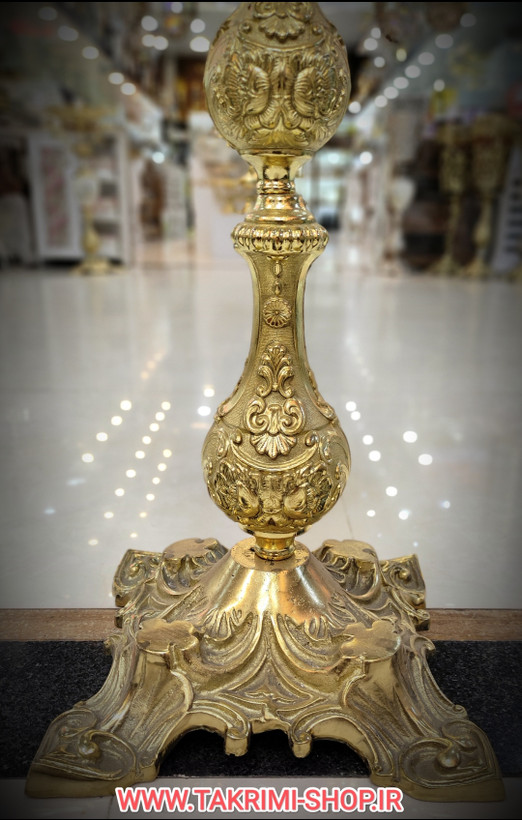 استند میز خاطره کنار سالنی کنارسالنی لوستری بزرگ