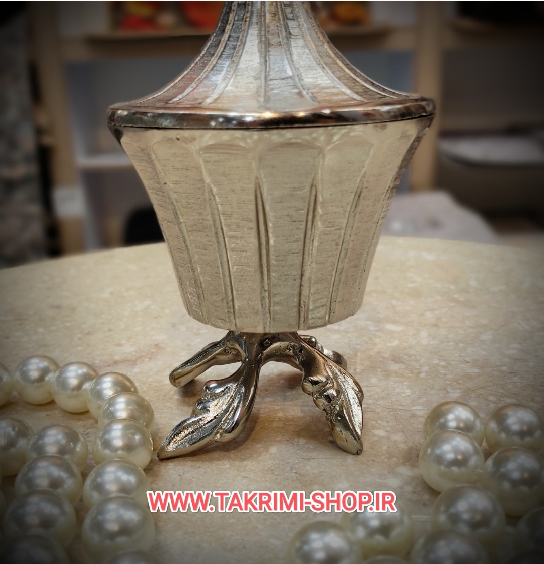 قندان قندون نقل خوری آلومینیومی طرح برگ گل یاس طلایی و نقره ای ( بدون ناخالصی ) ( تکریمی شاپ )