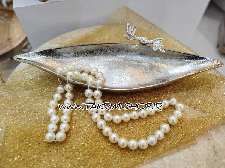 رولت خوری یا شکلات خوری یا جا کاردی جا قاشقی قایقی آلومینیومی گلبرگ نقره ای ( تولیدی تکریمی شاپ )