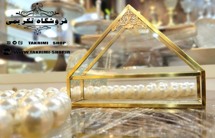 جادستمالی جا دستمالی رو میزی رومیزی مثلثی جنس شیشه و برنج ( تولیدی تکریمی شاپ )