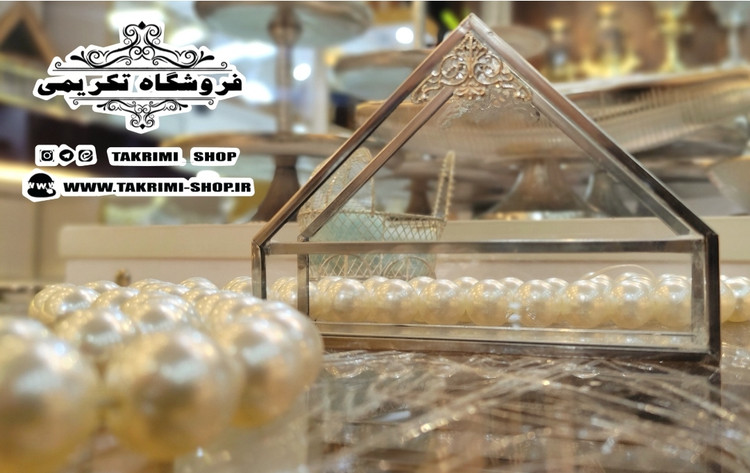 جادستمالی جا دستمالی رو میزی رومیزی مثلثی جنس شیشه و برنج ( تولیدی تکریمی شاپ )