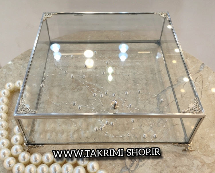 باکس شیشه ای خواستگاری ( متوسط ) خاستگاری شیرینی مینی کاپ کیک باقلوا درب دار مربع نقره ای جنس شیشه ای و استیل خالص