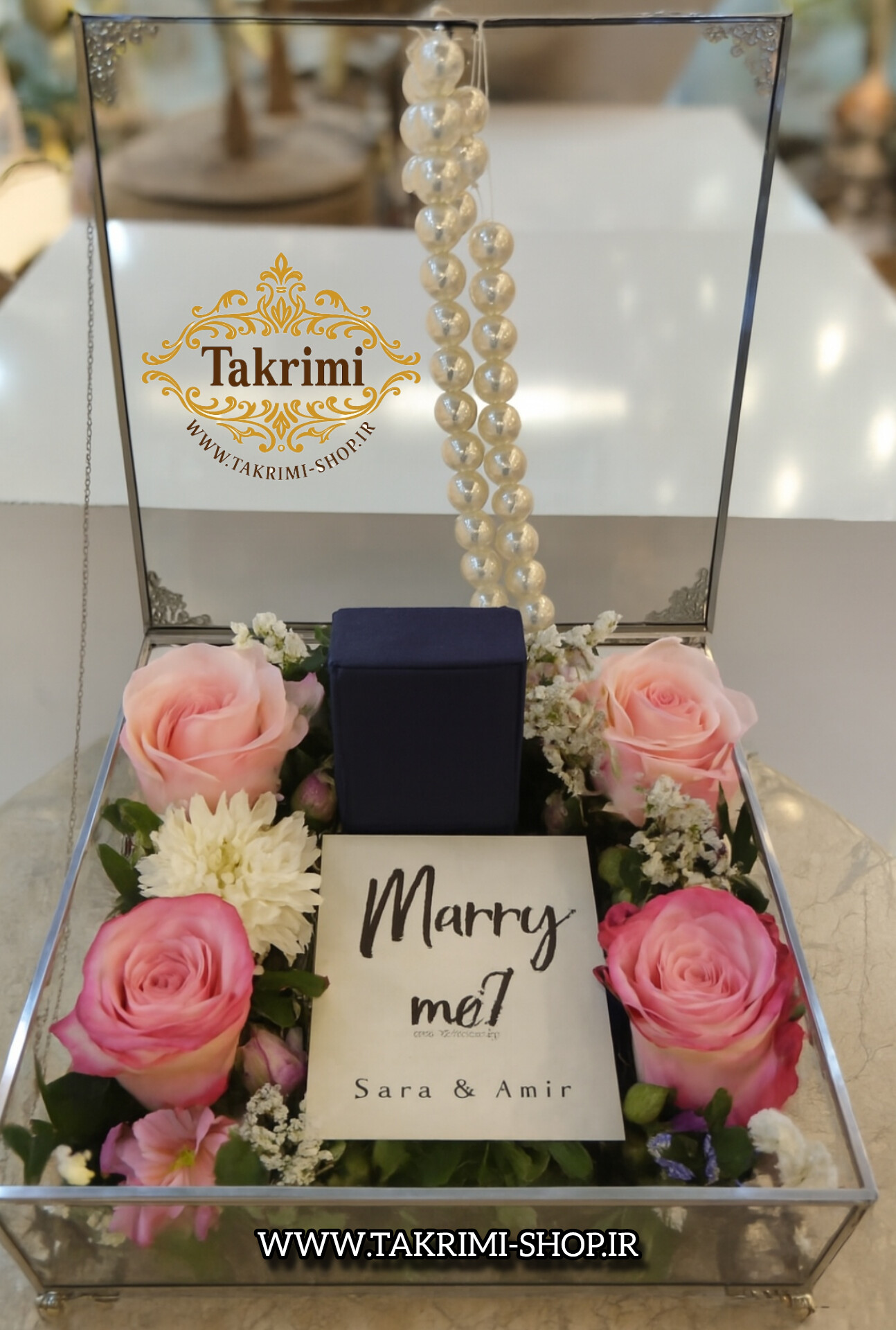 باکس شیشه ای خواستگاری ( متوسط ) خاستگاری شیرینی مینی کاپ کیک باقلوا درب دار مربع نقره ای جنس شیشه ای و استیل خالص