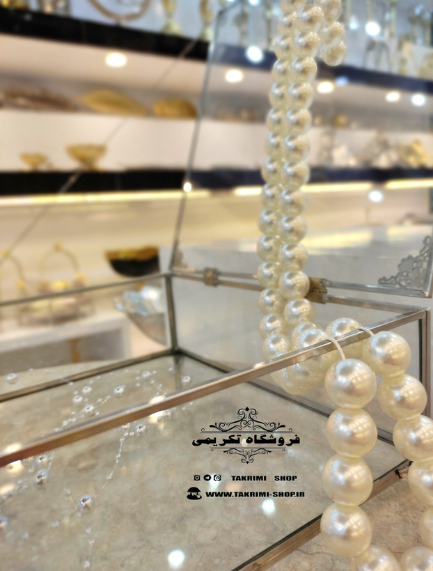 باکس شیشه ای خواستگاری ( متوسط ) خاستگاری شیرینی مینی کاپ کیک باقلوا درب دار مربع نقره ای جنس شیشه ای و استیل خالص
