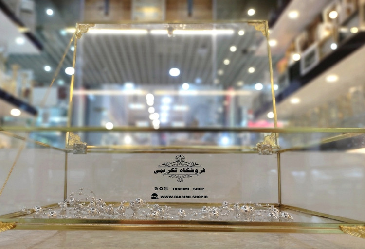 باکس شیشه ای خواستگاری ( متوسط ) خاستگاری شیرینی مینی کاپ کیک باقلوا درب دار مستطیل طلایی جنس شیشه ای و برنجی