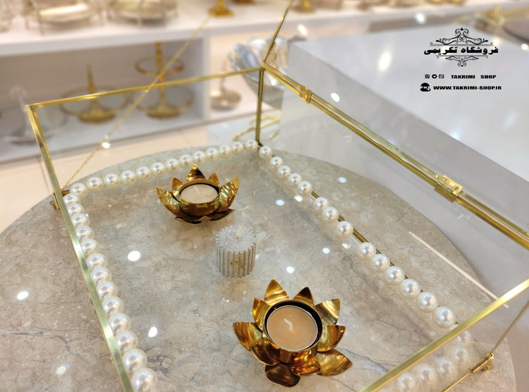 باکس شیشه ای خواستگاری ( بزرگ ) خاستگاری شب یلدایی شب چلگی چله ای شیرینی مینی کاپ کیک باقلوا درب دار مستطیل طلایی جنس شیشه ای و برنج خالص