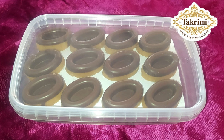 برشتوک شکلاتی ویژه ( 350 گرمی ) خوشمزه مدل بیضی خانگی طبیعی ویژه تکریمی شاپ ( آرد سفید ، آرد نخود ، کره طبیعی یا روغن قنادی ( به انتخاب مشتری) ، شکلات ، پودر قند ، هل ، زنجبیل ، دارچین )