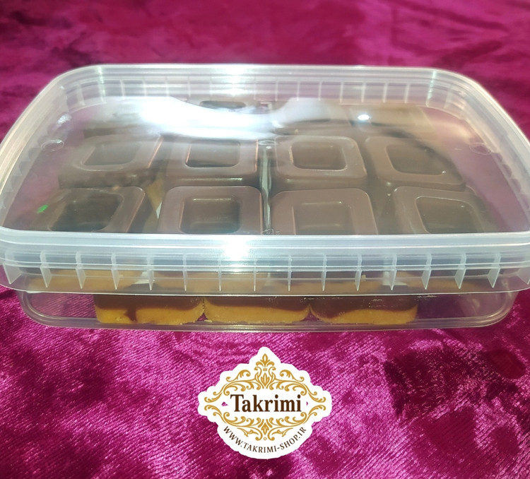 برشتوک شکلاتی ویژه ( 400 گرمی ) خوشمزه مدل مربعی خانگی طبیعی ویژه تکریمی شاپ ( آرد سفید ، آرد نخود ، کره طبیعی یا روغن قنادی ( به انتخاب مشتری) ، شکلات ، پودر قند ، هل ، زنجبیل ، دارچین )