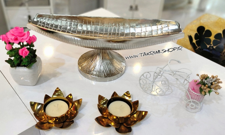 جا کاردی جا قاشقی جاکاردی جاقاشقی مدل چرمی پوست ماری نقره ای آلومینیومی ( توليدی تکریمی شاپ )