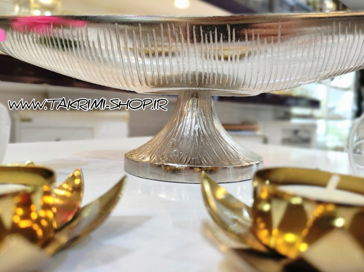 جا کاردی جا قاشقی جاکاردی جاقاشقی مدل چرمی پوست ماری نقره ای آلومینیومی ( توليدی تکریمی شاپ )