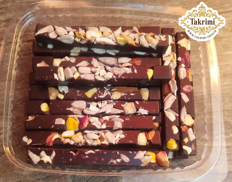 شکلات مغز دار ( 200 گرمی ) کاکائویی مغزدار سیگاری خانگی ( بادام هندی ،بادام ، فندق ، پسته ، گردو ، مغز تخمه )