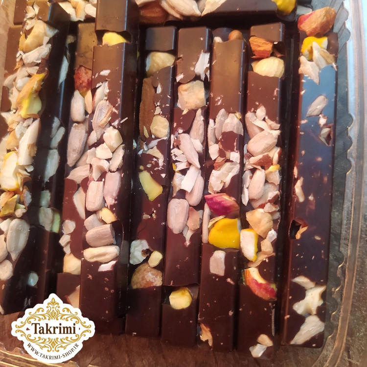 شکلات مغز دار ( 200 گرمی ) کاکائویی مغزدار سیگاری خانگی ( بادام هندی ،بادام ، فندق ، پسته ، گردو ، مغز تخمه )