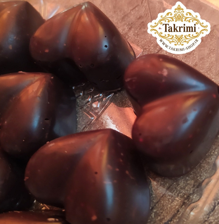 شکلات کاکائویی مغزدار ( 130 گرمی ) تکریمی شاپ ( بادام هندی ،بادام ، فندق ، پسته ، گردو ، مغز تخمه )