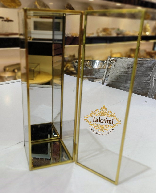 استند باکس جاعطری جا عطری جا ادکلنی جاادکلنی جای ادکلن عطری جای لوازم آرایشی ایستاده شیشه و برنج خالص ( توليدی تکریمی شاپ )
