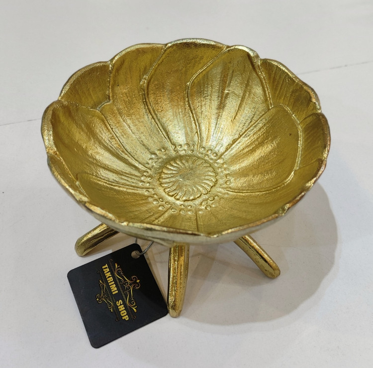 کاسه آجیل خوری لوتوس طرح گلبرگ طلایی ( تکریمی شاپ )