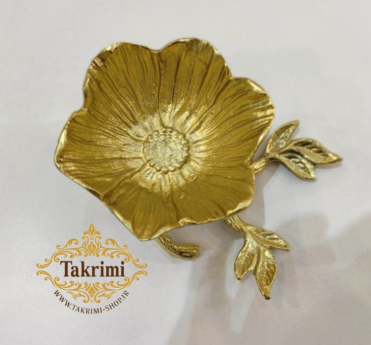 پیاله تک نفره لوتوس طرح گلبرگ طلایی ( تکریمی شاپ )